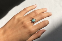 Ring Honolulu, Madu jewelery