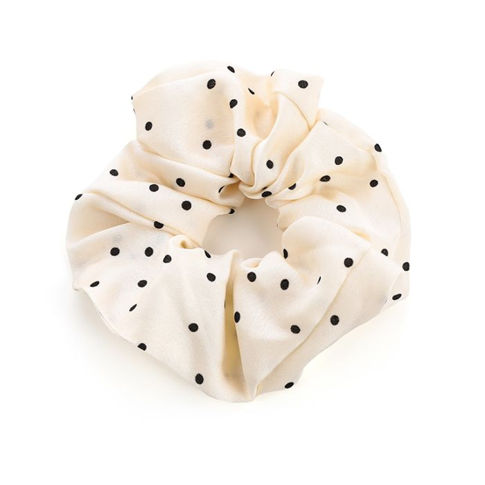 Scrunchie Dottie Cream, Marcelina&rsquo;s Pearls